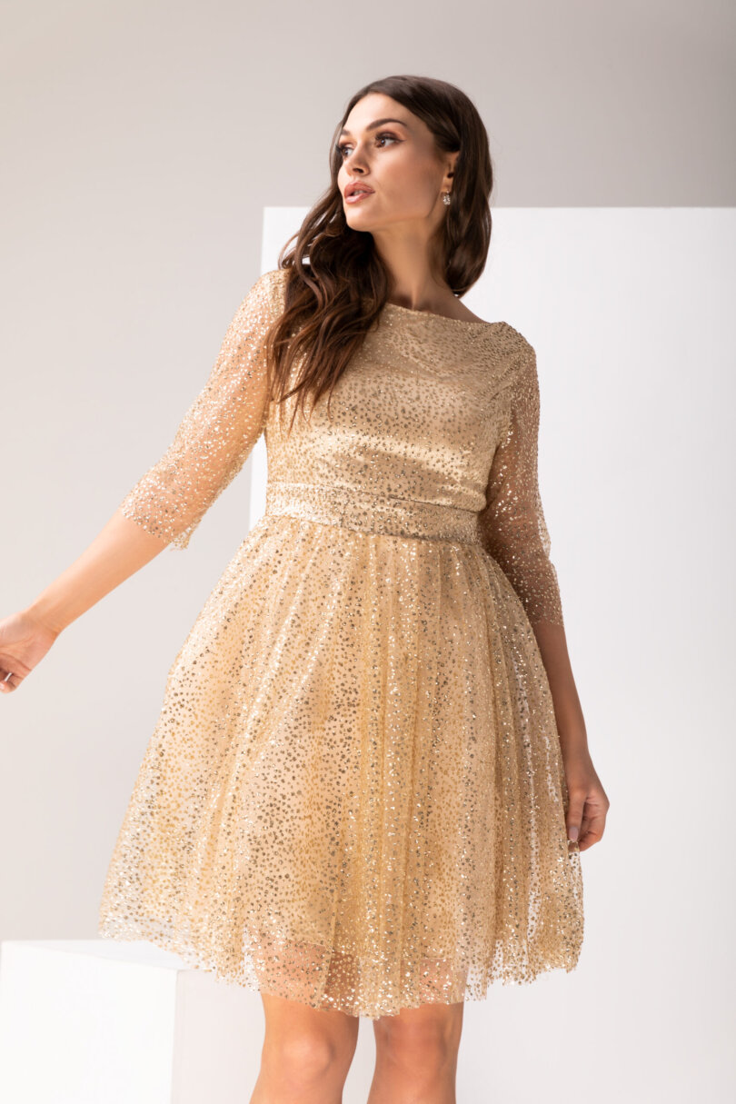 Sukienka Sandy - złota o rozkloszowanym kroju