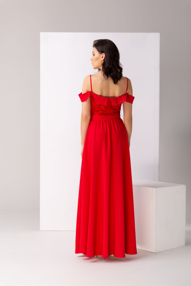 Długa, czerwona sukienka Aggie na sylwestra